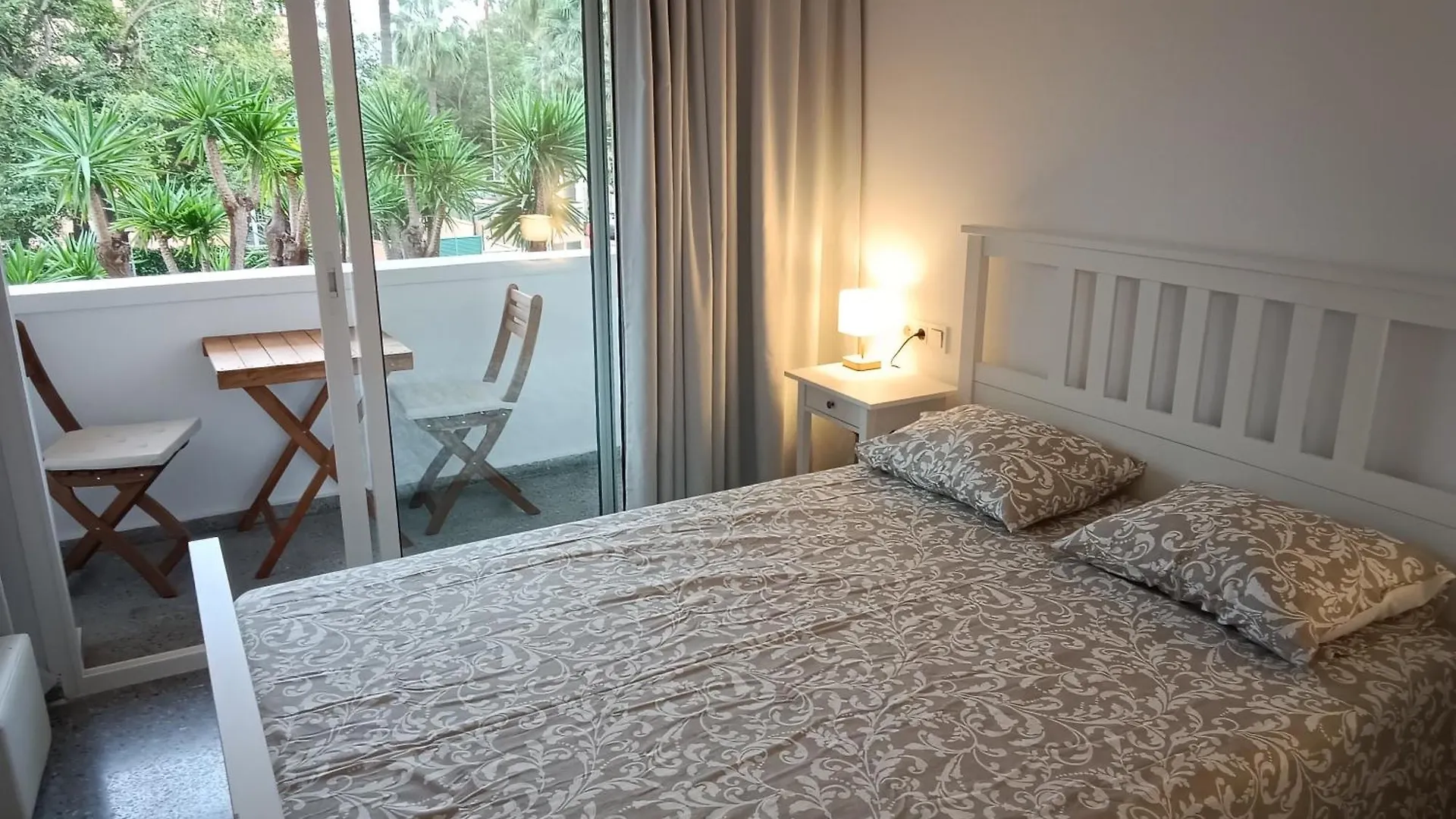 Casa Hugo Fantastico Duplex Familiar Dunas Artola Marbella 0*,  Spain