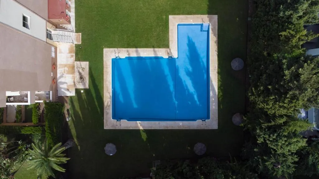 Fantastico Duplex Familiar Dunas Artola Marbella Spain